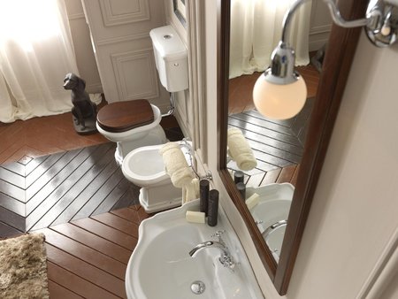 Retro Waschtisch Bidet und Toilette mit wandhängendem Spülkasten\\n\\n18.06.2015 13:05